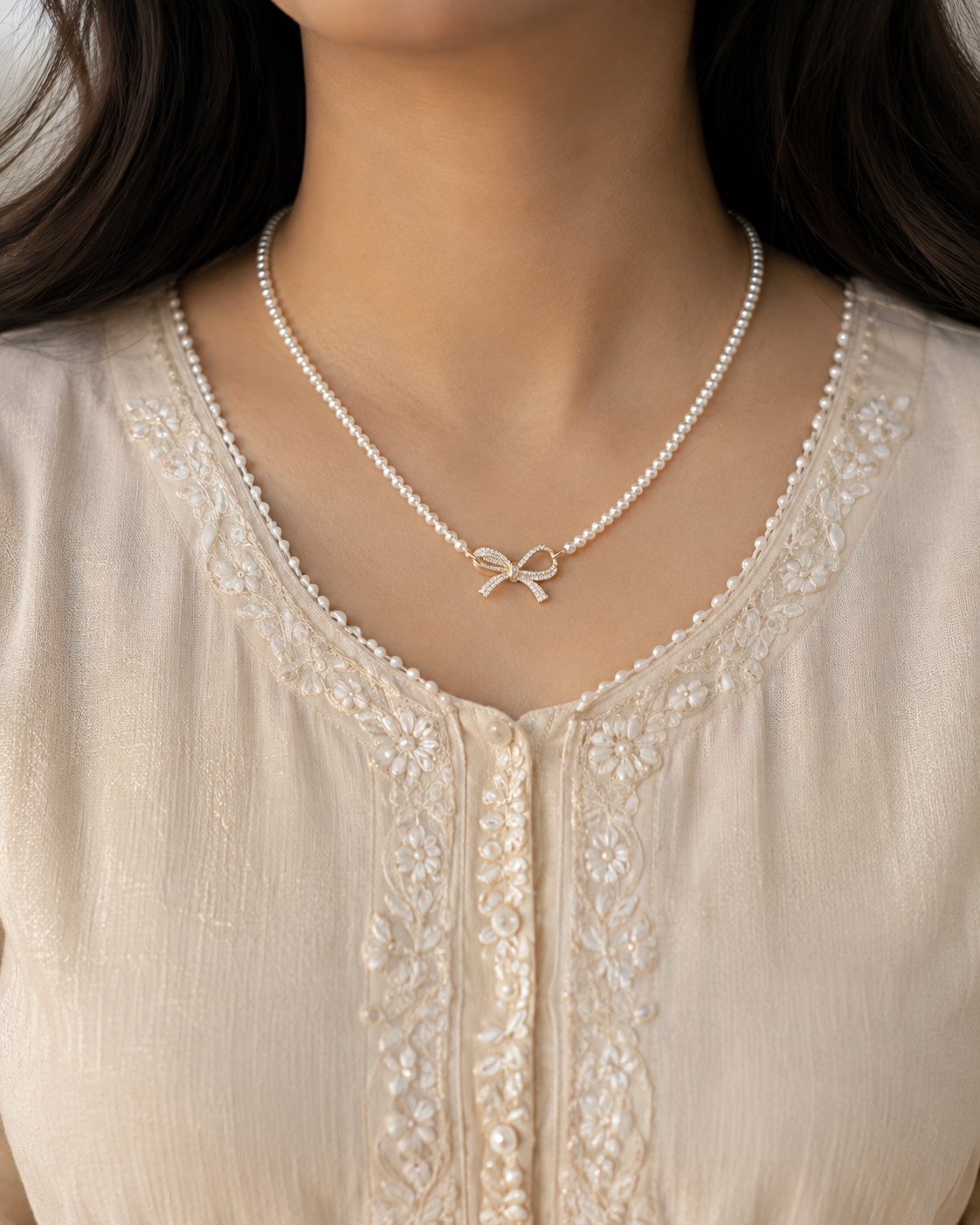 Bow Shape Pearl Pendant Necklace